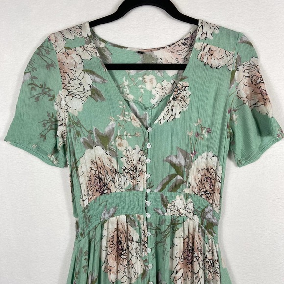 Green Floral Dress Size Small - Picture 3 of 7